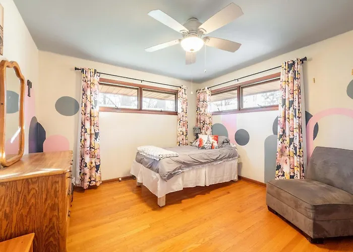 Holiday home Spacious 4br With Bbq Yard Near Golf Course *